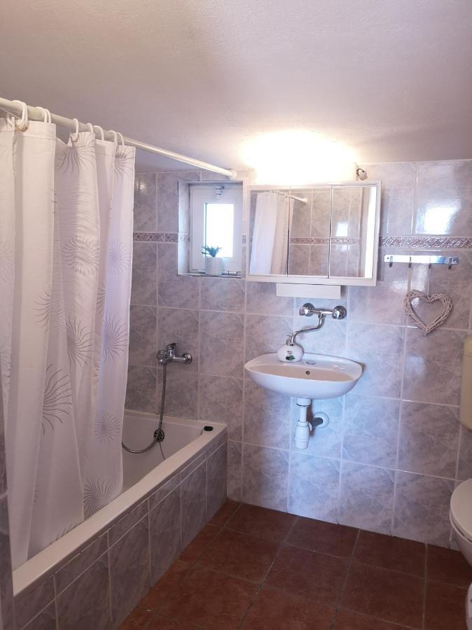 Apartments Brkovic ซูโกชัน ภายนอก รูปภาพ