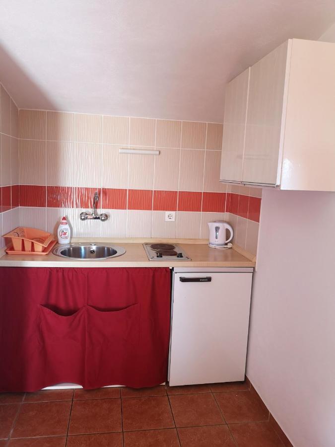 Apartments Brkovic ซูโกชัน ภายนอก รูปภาพ
