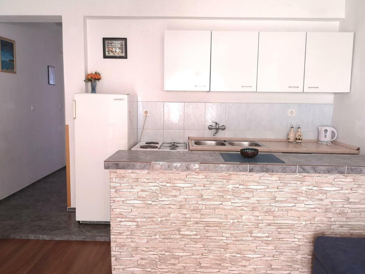 Apartments Brkovic ซูโกชัน ภายนอก รูปภาพ