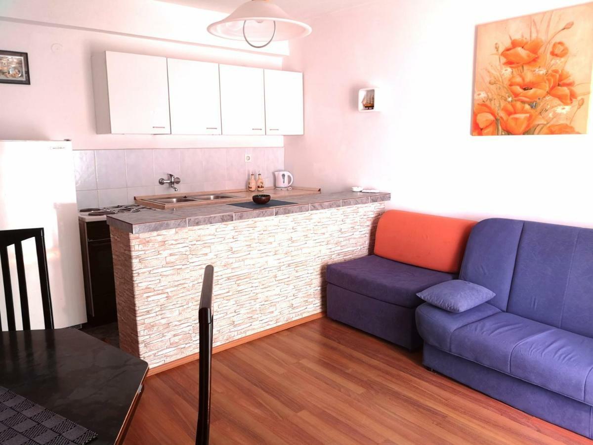 Apartments Brkovic ซูโกชัน ภายนอก รูปภาพ